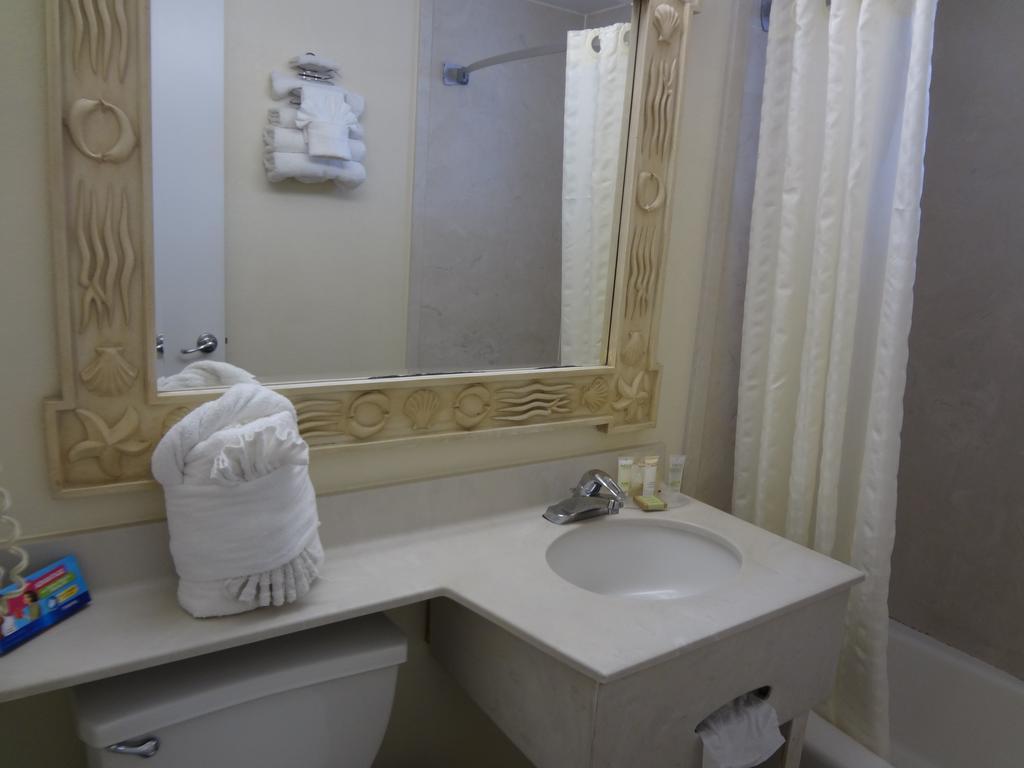 Roomba Inn & Suites - Daytona Beach Bilik gambar